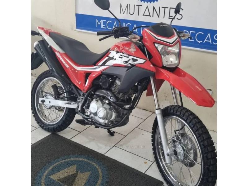 HONDA - NXR 160 - 2015/2015 - Vermelha - R$ 14.900,00