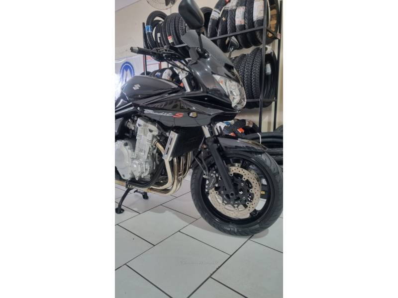SUZUKI - BANDIT - 2009/2009 - Preta - R$ 28.490,00