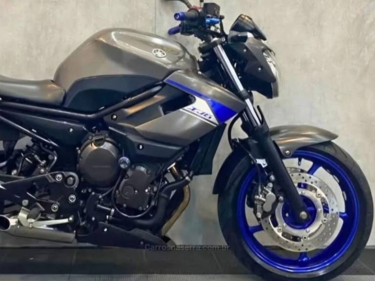 YAMAHA - XJ6 N - 2013/2013 - Cinza - R$ 38.990,00