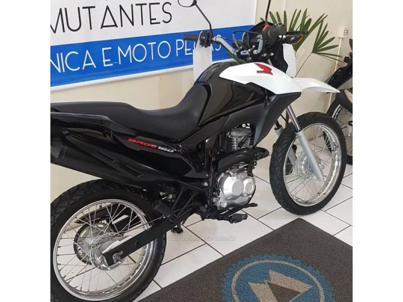 HONDA - NXR 160 - 2018/2018 - Branca - R$ 14.500,00