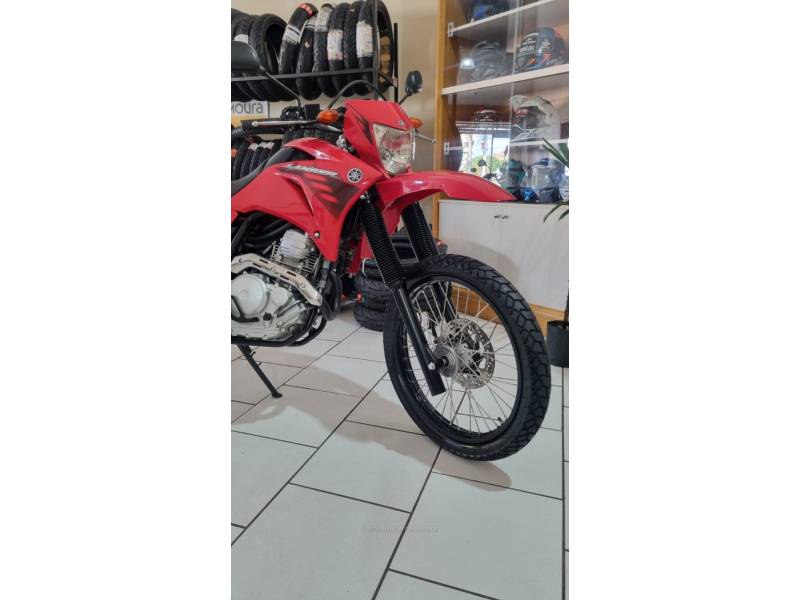 YAMAHA - XTZ 250 - 2006/2007 - Vermelha - R$ 13.800,00